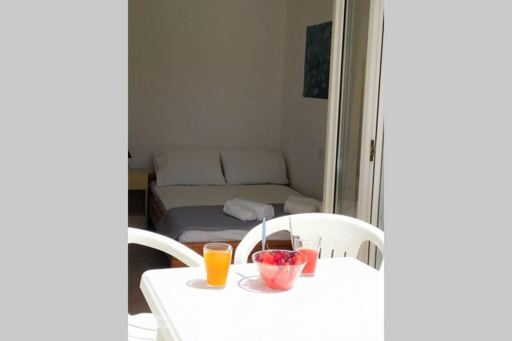 מילאטוס Jenny'S Apartments מראה חיצוני תמונה